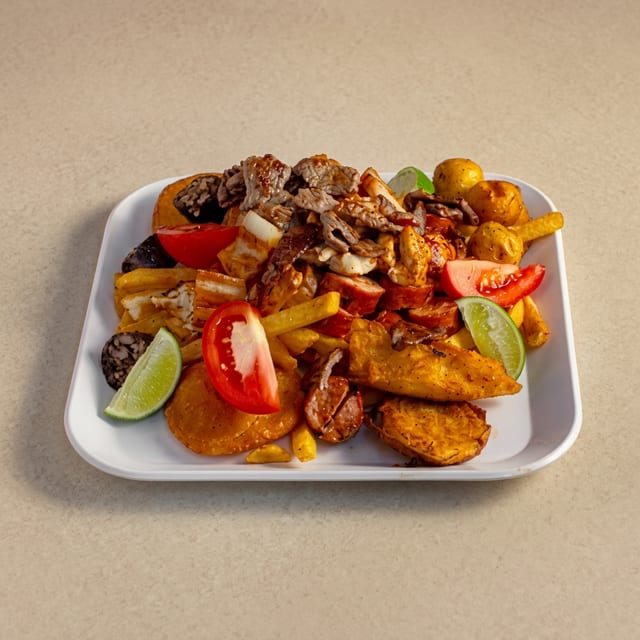 Parrilla Picada (Mixed Grill Platter).