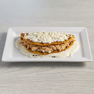 Cachapa de Pollo (Shredded Chicken Corn Pancake)